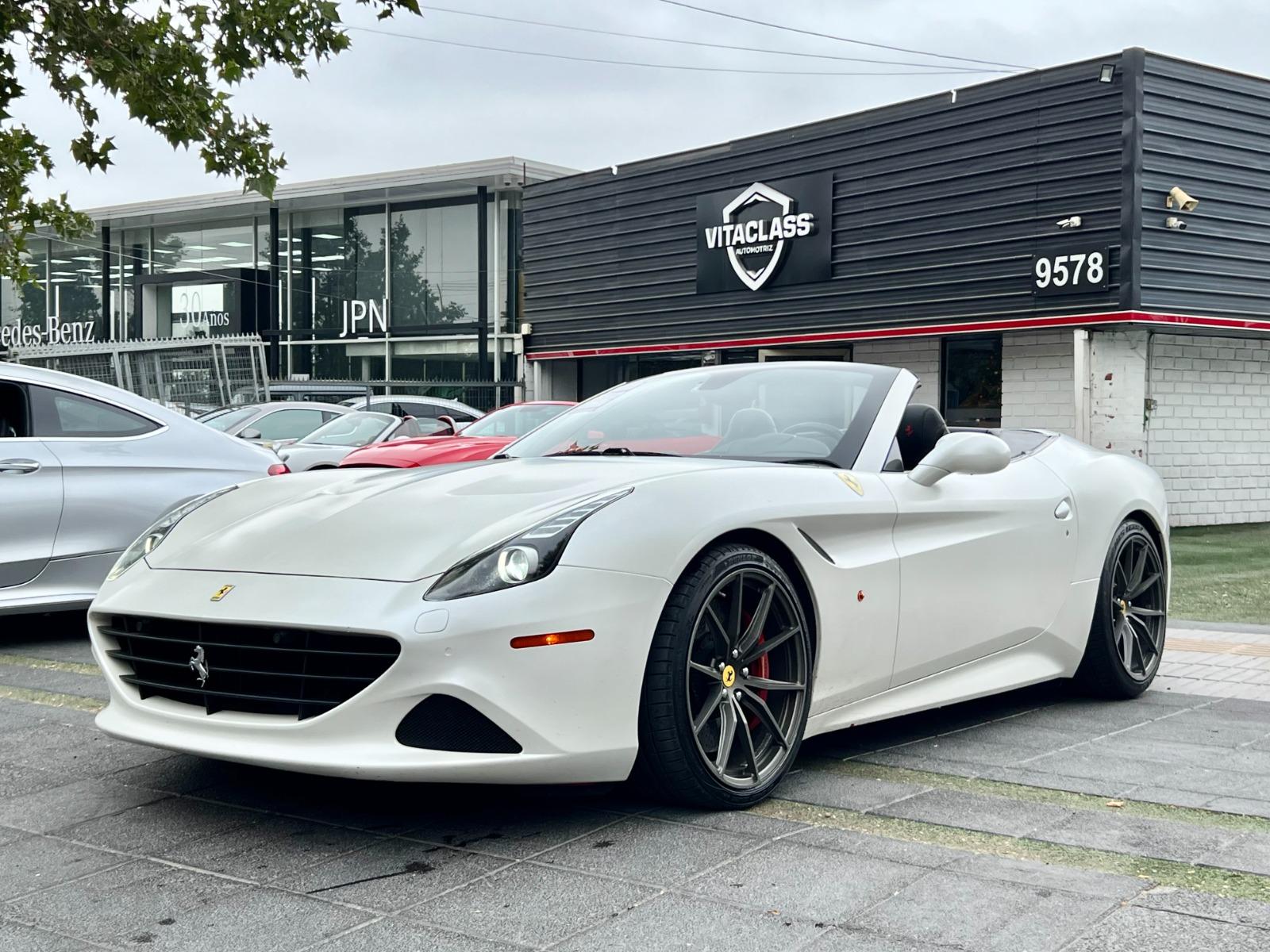 FERRARI CALIFORNIA T V8 560 HP 2015 CONVERTIBLE - VitaClass