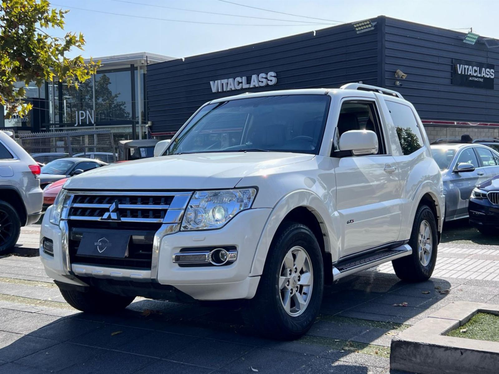 MITSUBISHI MONTERO CORTO 3.2 DIESEL 2017  - VitaClass